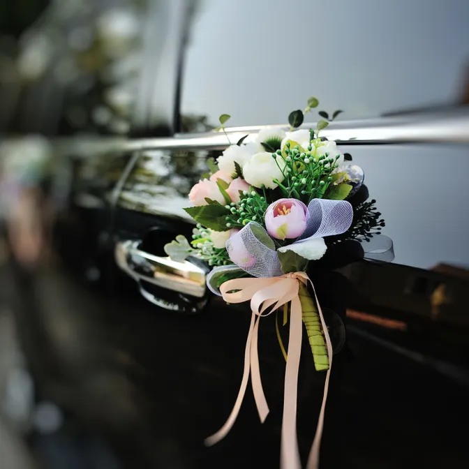 Sie möchten ein Hochzeitsauto mieten? Das lässt sich ganz einfach bei Sunny Cars erledigen