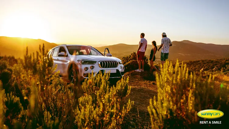 Beratungshelfer für den Counter: Mit der neuen Sunny Cars Broschüre das passende Urlaubsauto finden